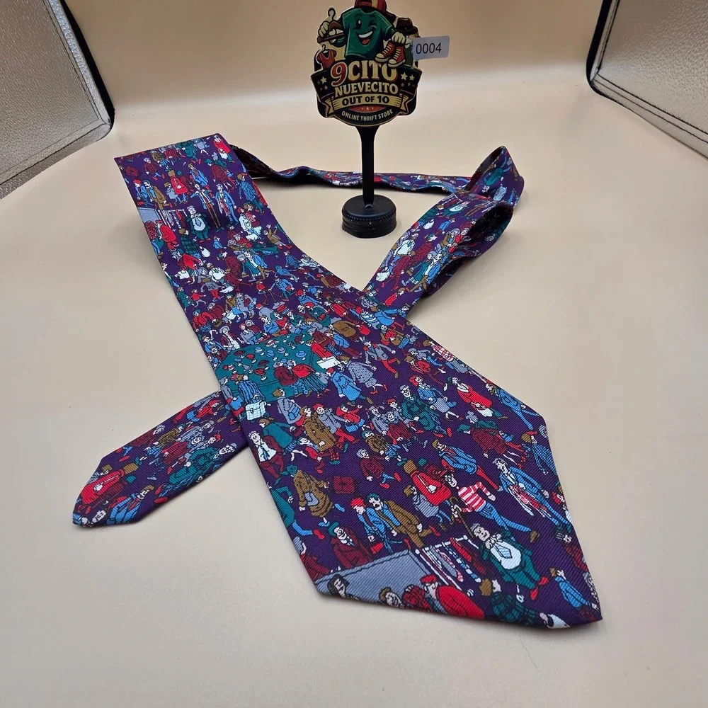 Wheres Waldo by Schreter Mens Silk Necktie Purple Novelty Crowd Print Vintage